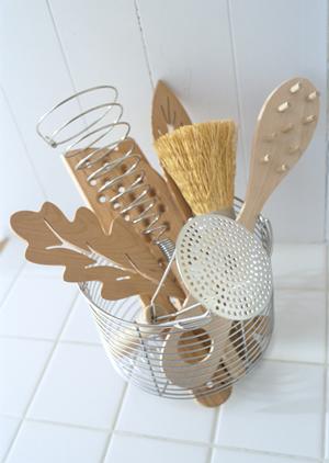 耐雷トランスを使って大切なデータを守ろう